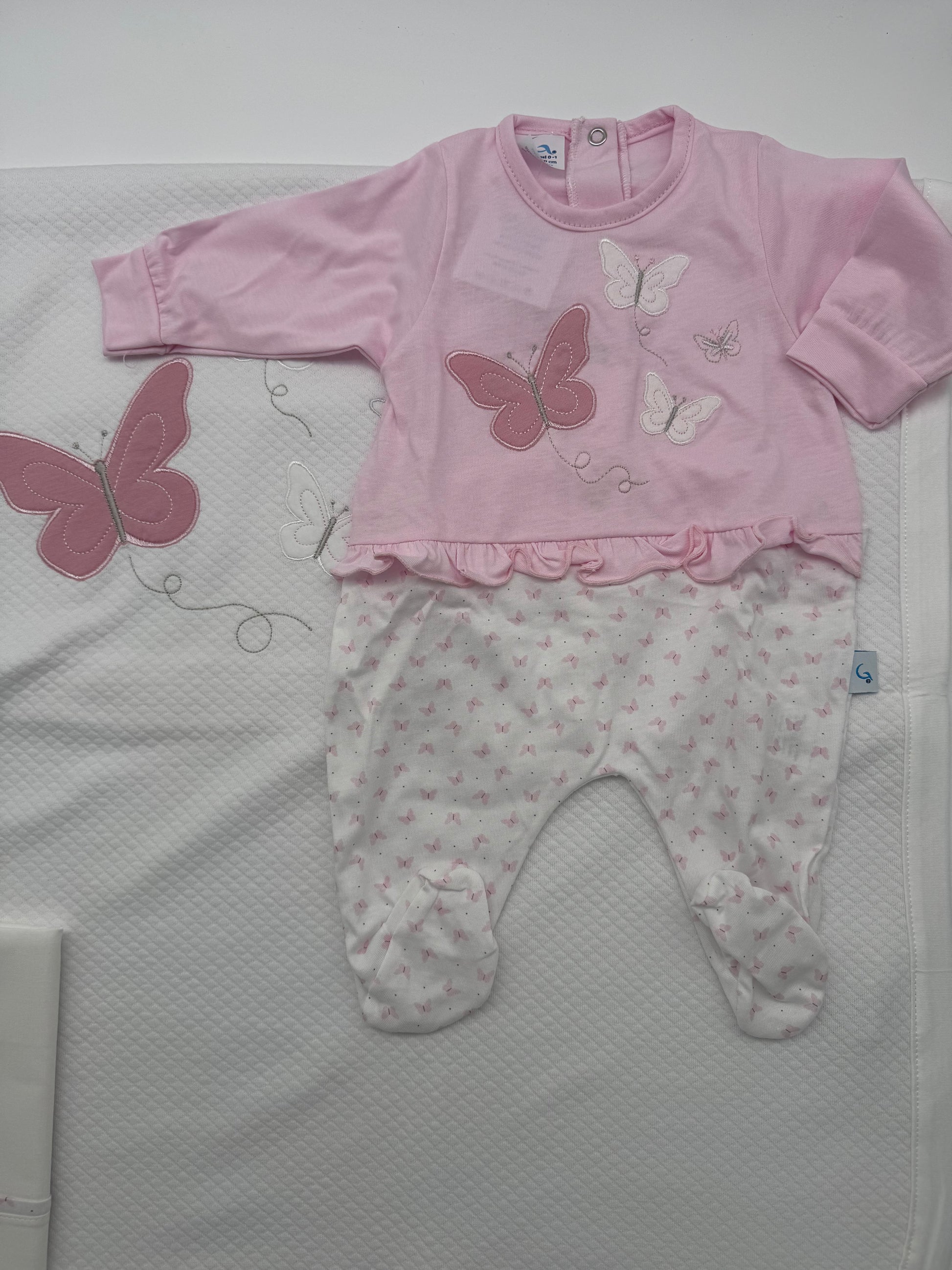 SET PRIMA NASCITA CORREDINO BIMBA CON FARFALLE RICAMATE GARY