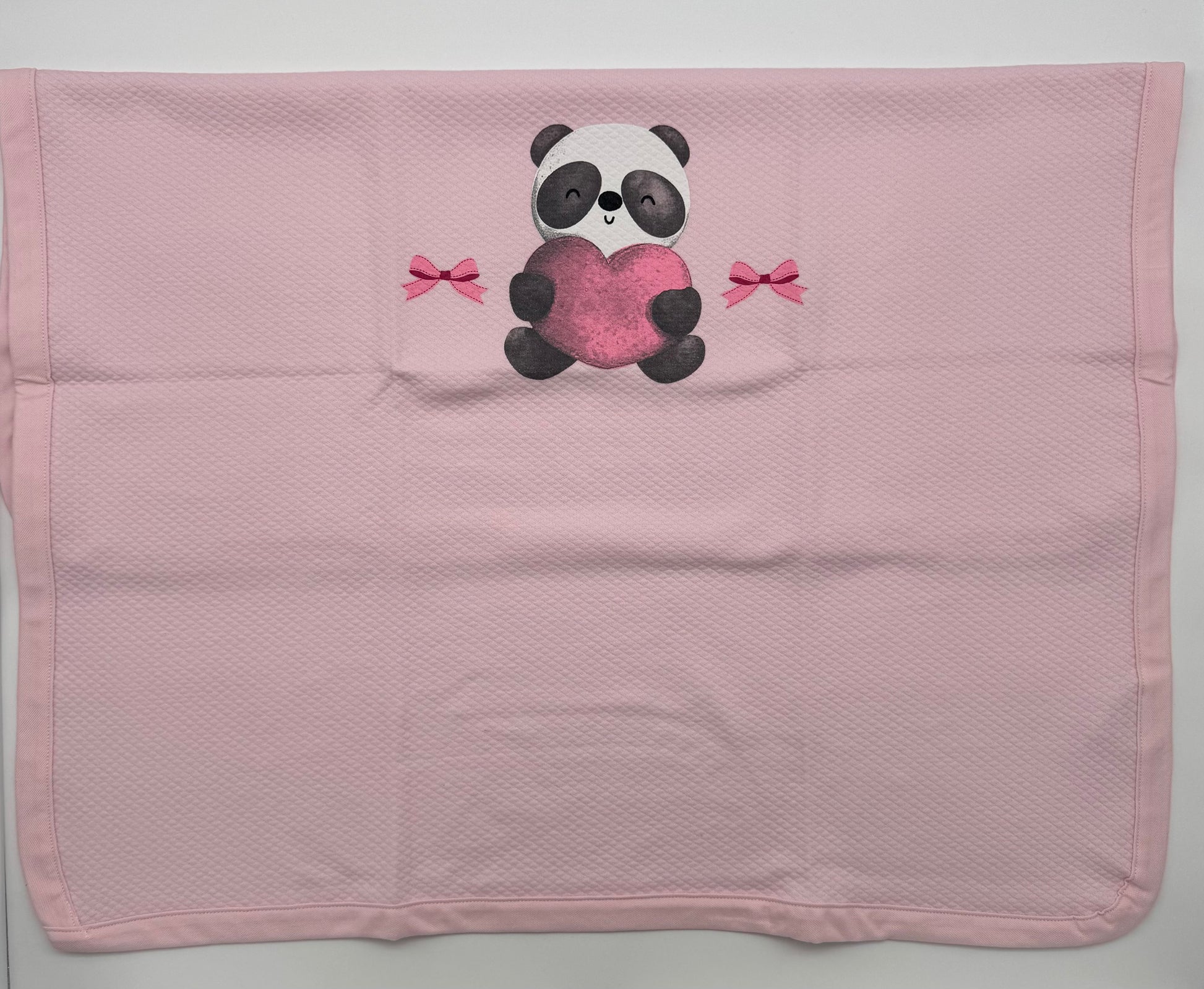SET PRIMA NASCITA CORREDINO BIMBA CON STAMPA DI PANDA E CUORE GARY