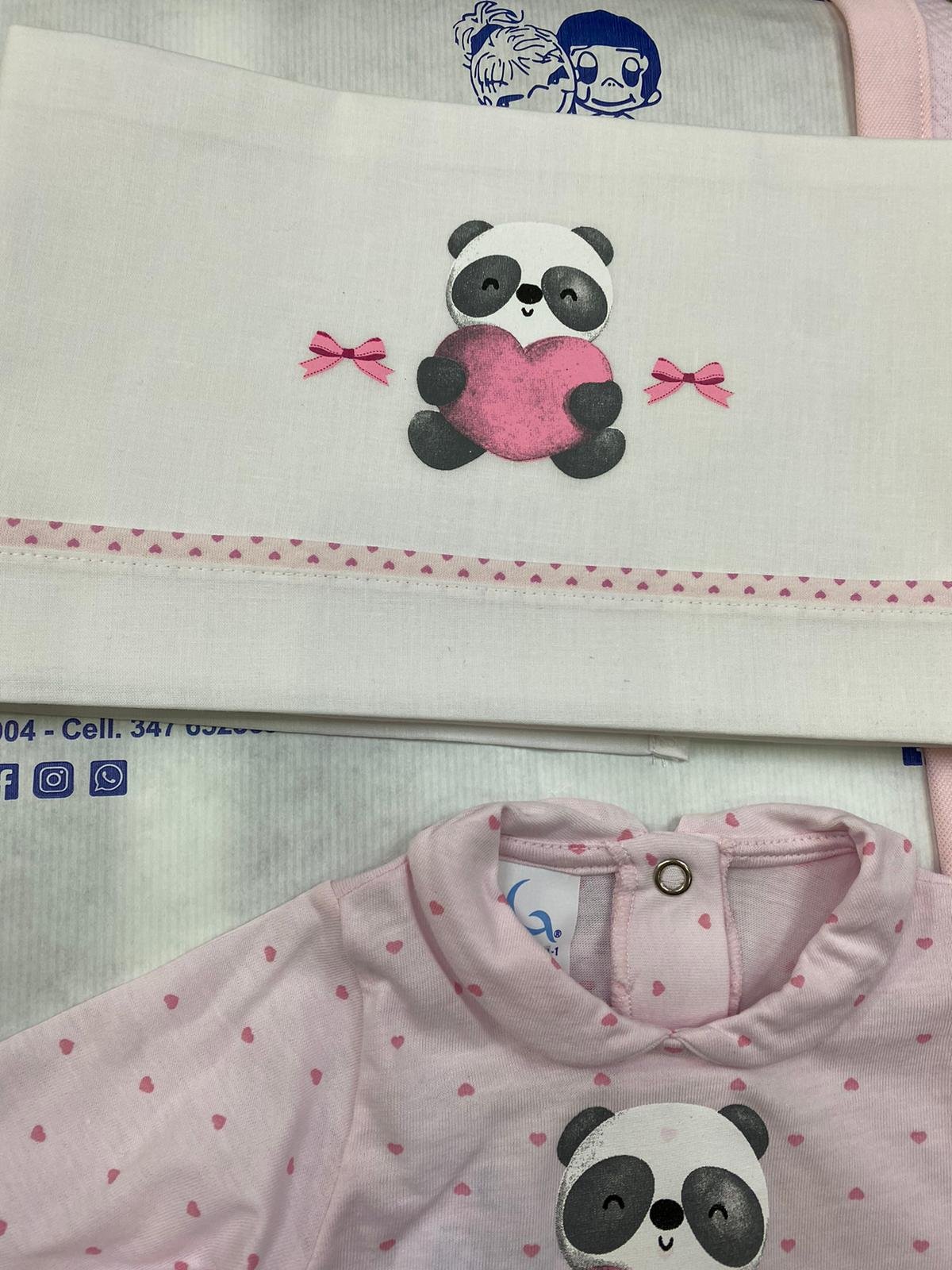 SET PRIMA NASCITA CORREDINO BIMBA CON STAMPA DI PANDA E CUORE GARY