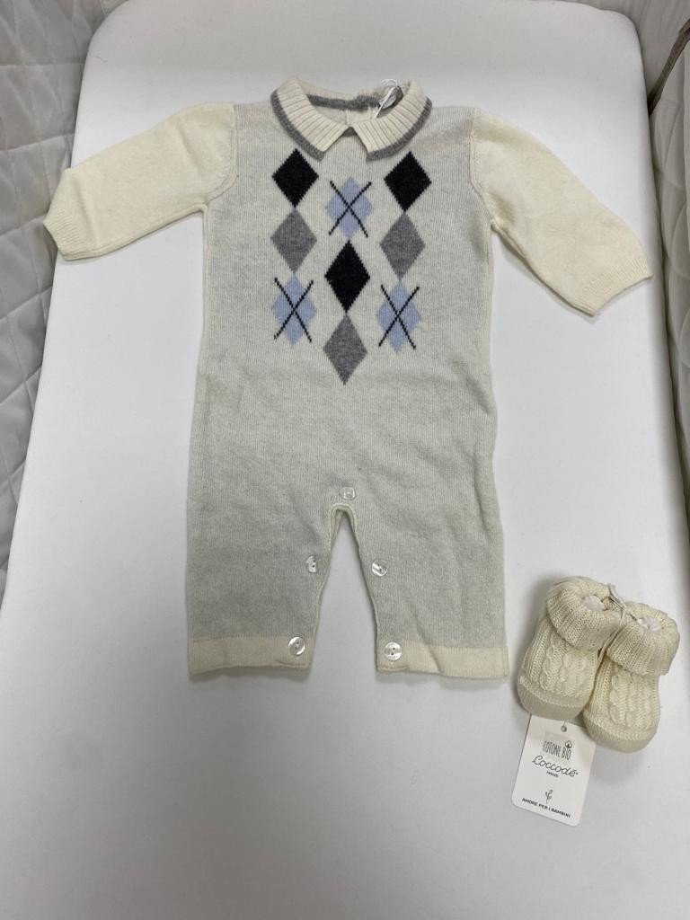 Tutina in tricot maschietto con rombi ricamati Coccodè 1 Mese 54Cm